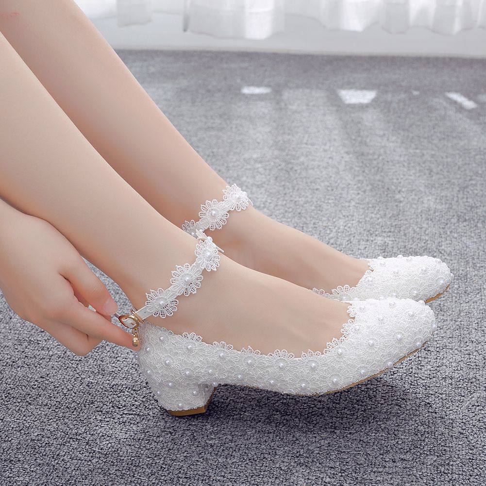 Zapatos de boda de encaje blanco para mujer