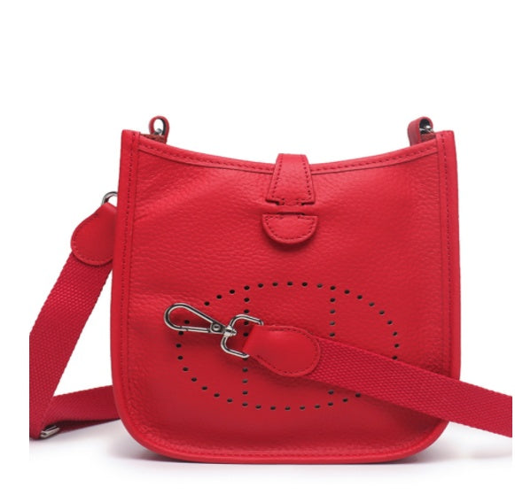 Women's Personality Single Shoulder Messenger Hollow Bucket Bag