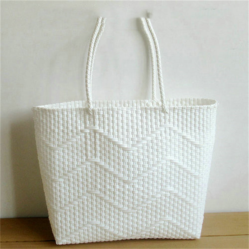 Women's Woven Wavy Tote Shopping Basket