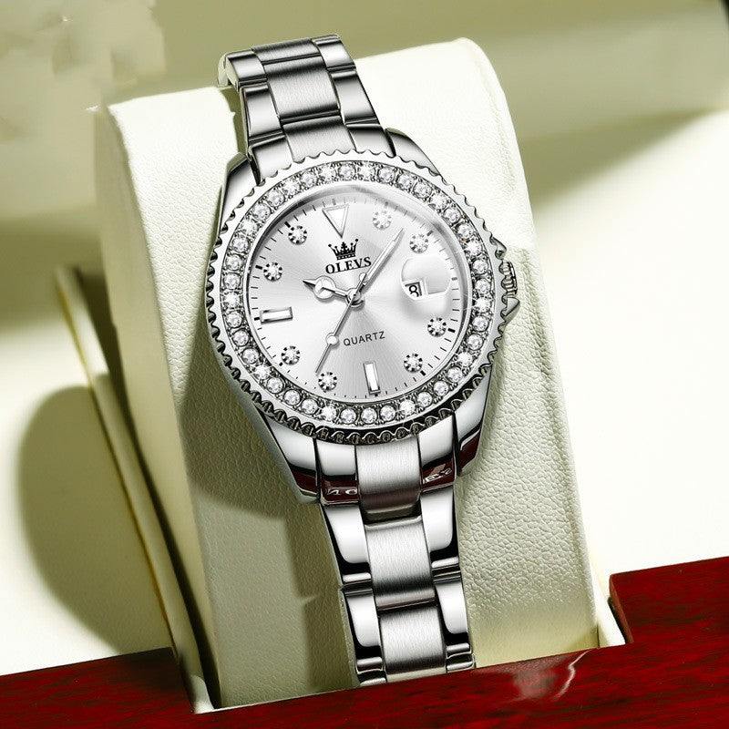 Montre à quartz en acier inoxydable pour femme avec diamants