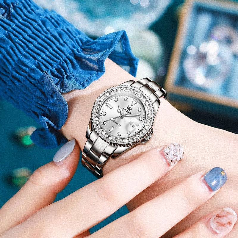 Montre à quartz en acier inoxydable pour femme avec diamants