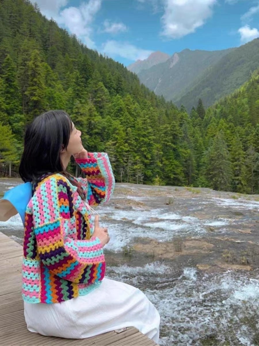 Pull tendance à rayures arc-en-ciel avec crochet et fleur, manteau ample