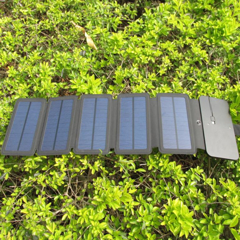 Cargador solar plegable para exteriores de 8 W Paquete solar plegable de carga directa Fuente de alimentación móvil de emergencia todoterreno