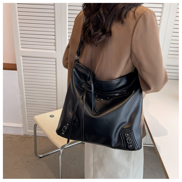 New Women's PU Leather Magnetic Buckle Sewing Shoulder Bag