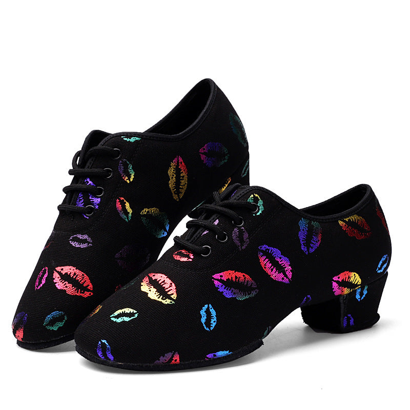 Zapatos de baile profesionales con estampado de labios en color otoño e invierno