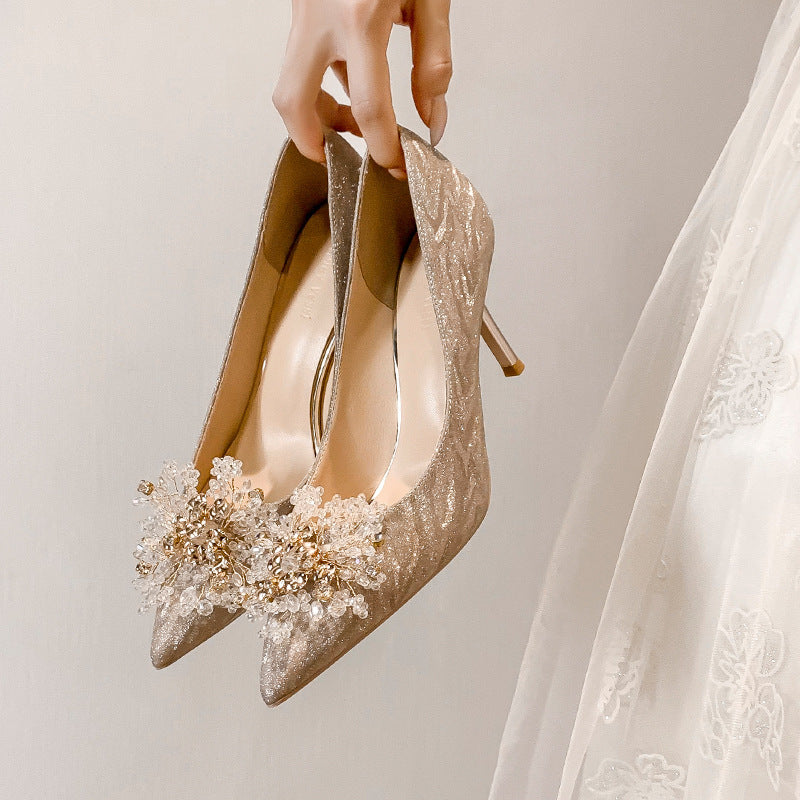 Zapatos de moda con lentejuelas para banquetes, puntiagudos, para bodas Xiuhe