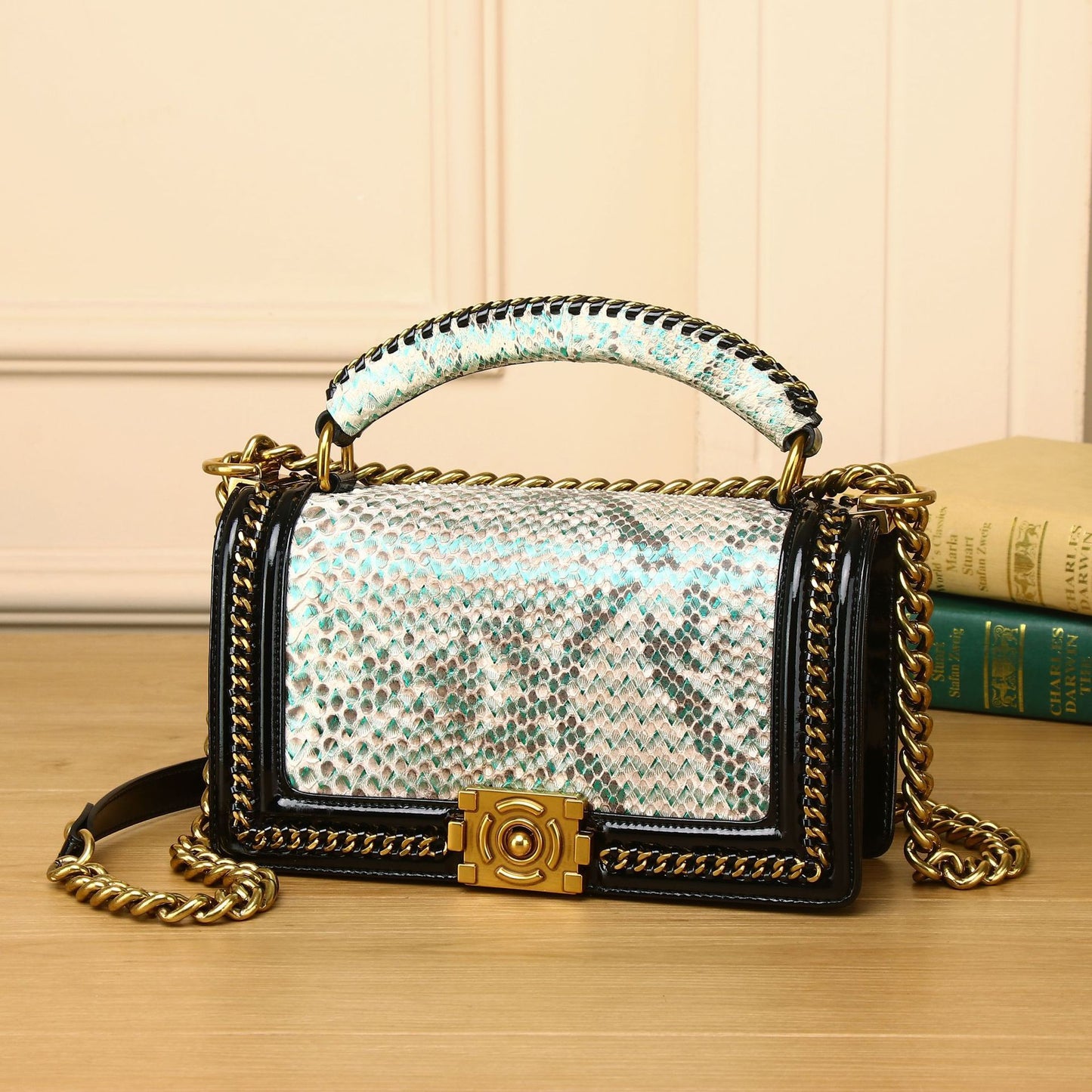 Fashion Hand-held Chain One-shoulder Diagonal High-end Small Square Bag