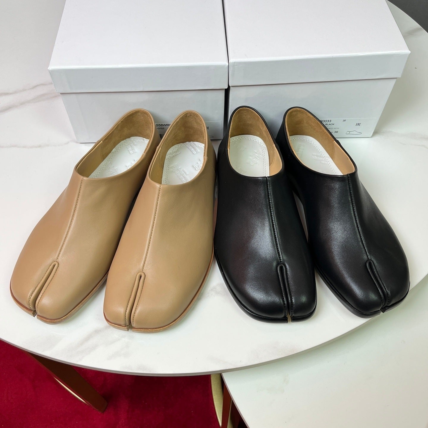 Genuine Leather Flat Sole Single Shoe For Comfort