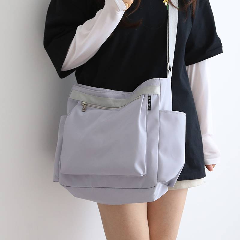 Women's Simple Solid Color Messenger Bag