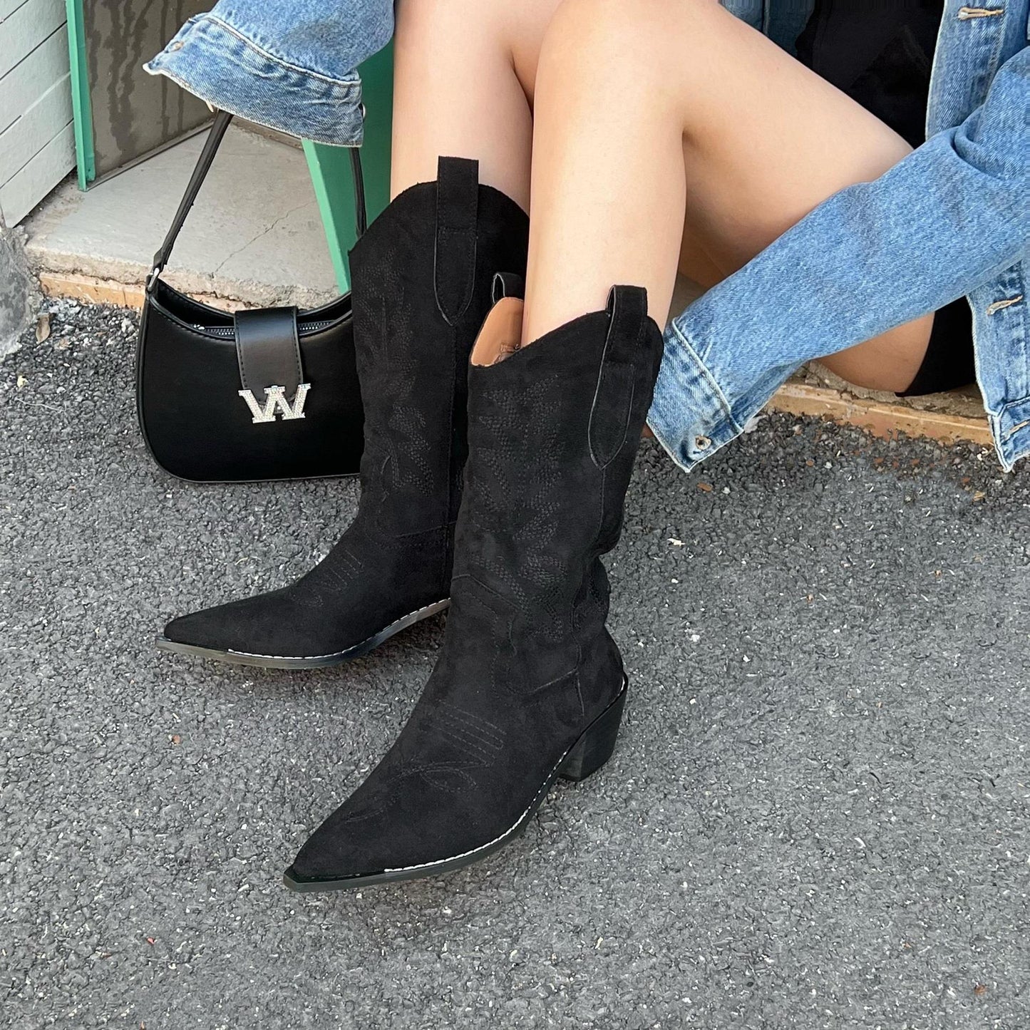 Retro Embroidered Sleeve Western Cowboy Middle Sleeve Female Boots