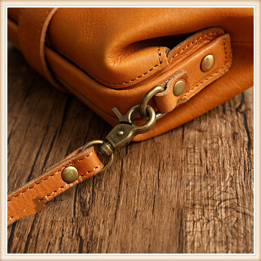 Vegetable Tanned Leather Small Mouth Gold Shoulder Bag