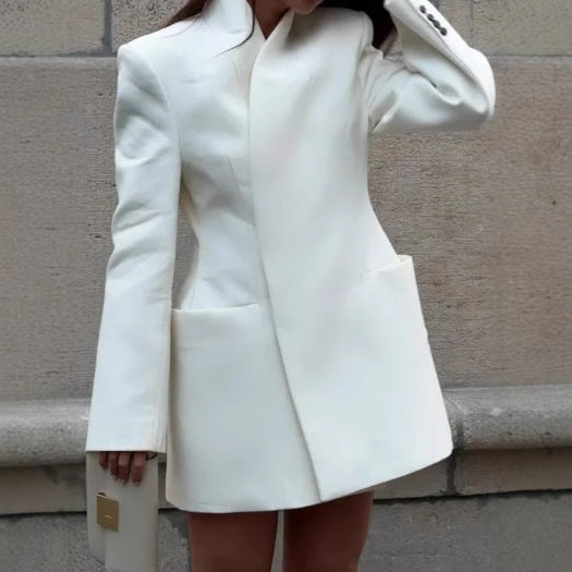 Chaqueta de traje elegante blanca con hombros acolchados y solapa para mujer