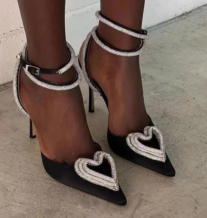 Sandalias de mujer modernas y combinables con diamantes de imitación en forma de corazón