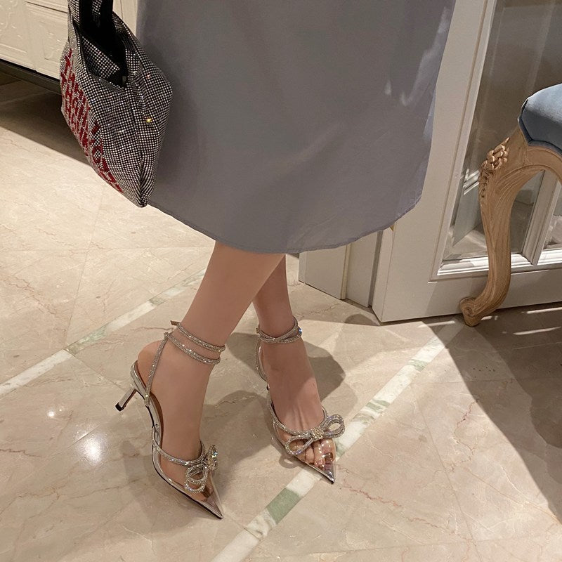 Tacones altos puntiagudos con lazo de diamantes de imitación para verano