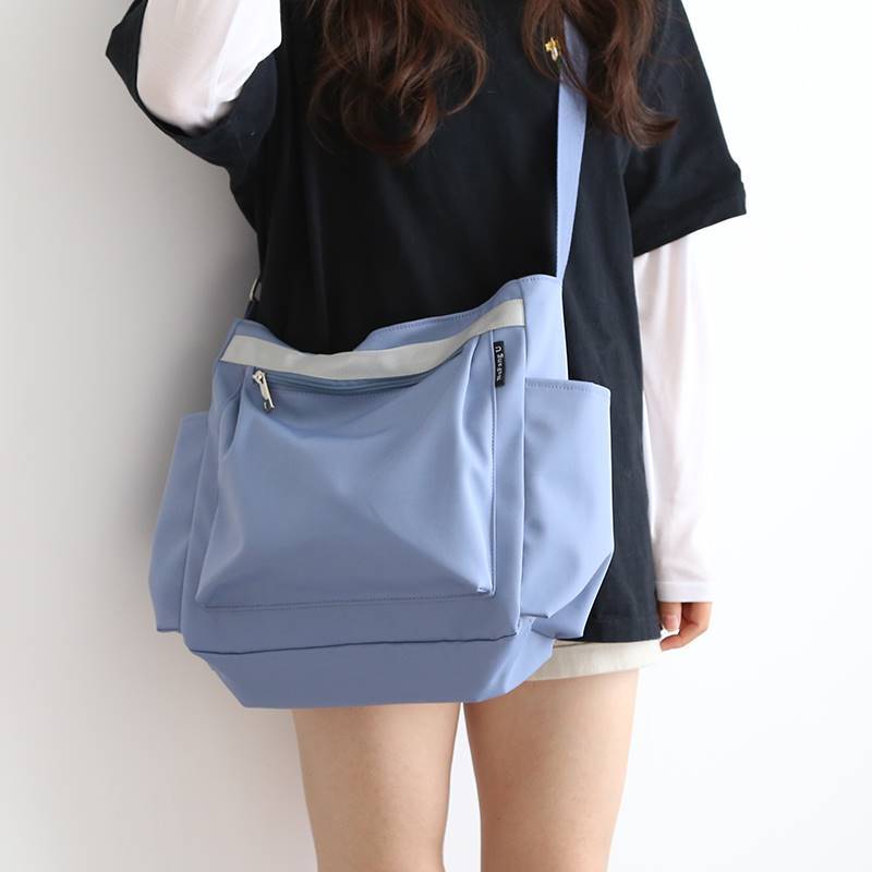 Women's Simple Solid Color Messenger Bag