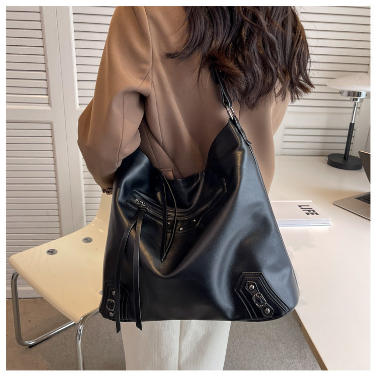 New Women's PU Leather Magnetic Buckle Sewing Shoulder Bag