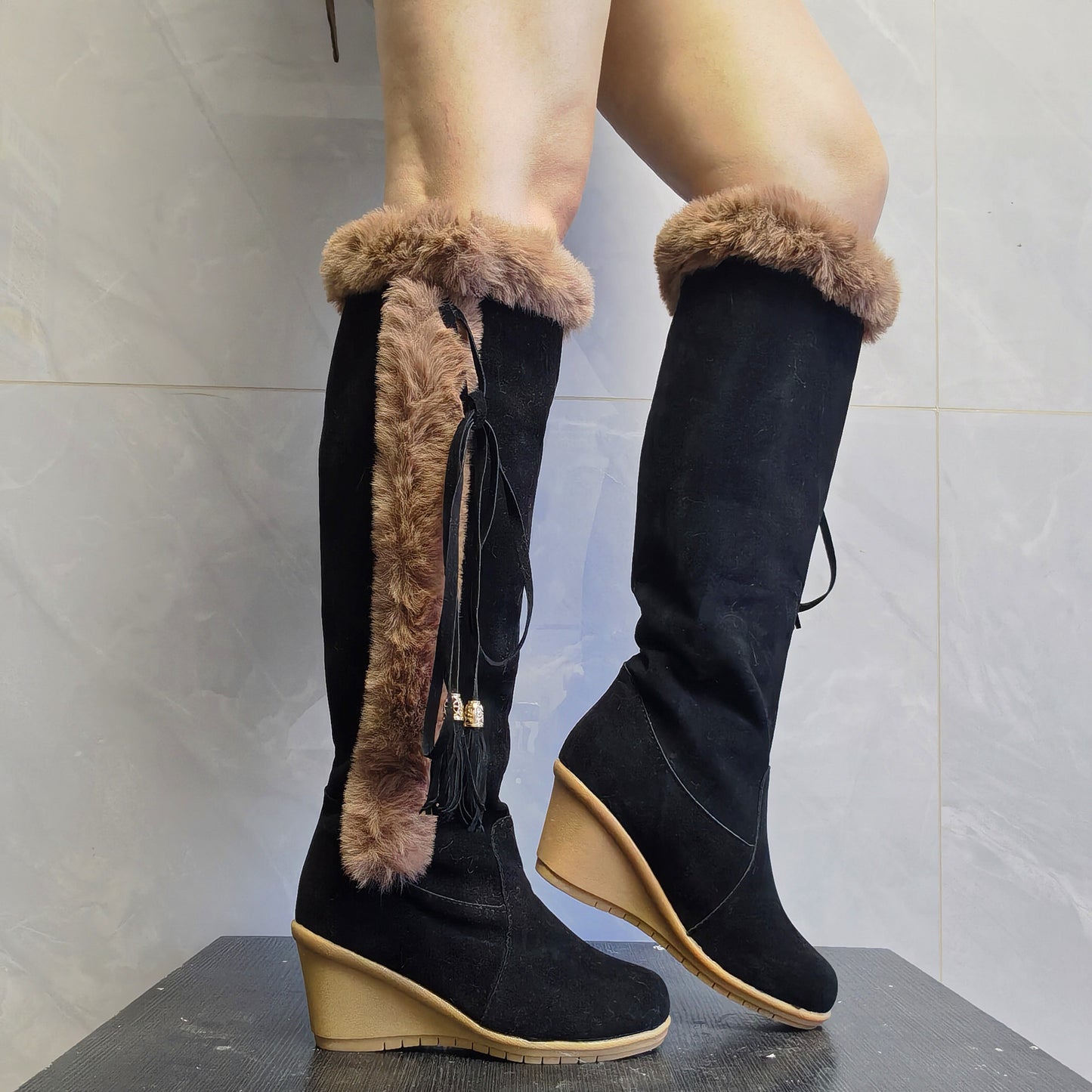 Botas largas de felpa de invierno para mujer, botas de combate, zapatos de cuña