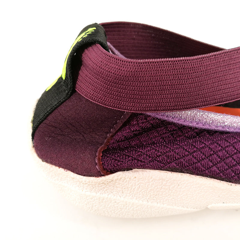 Zapatillas de entrenamiento de yoga y pilates para mujer en interiores