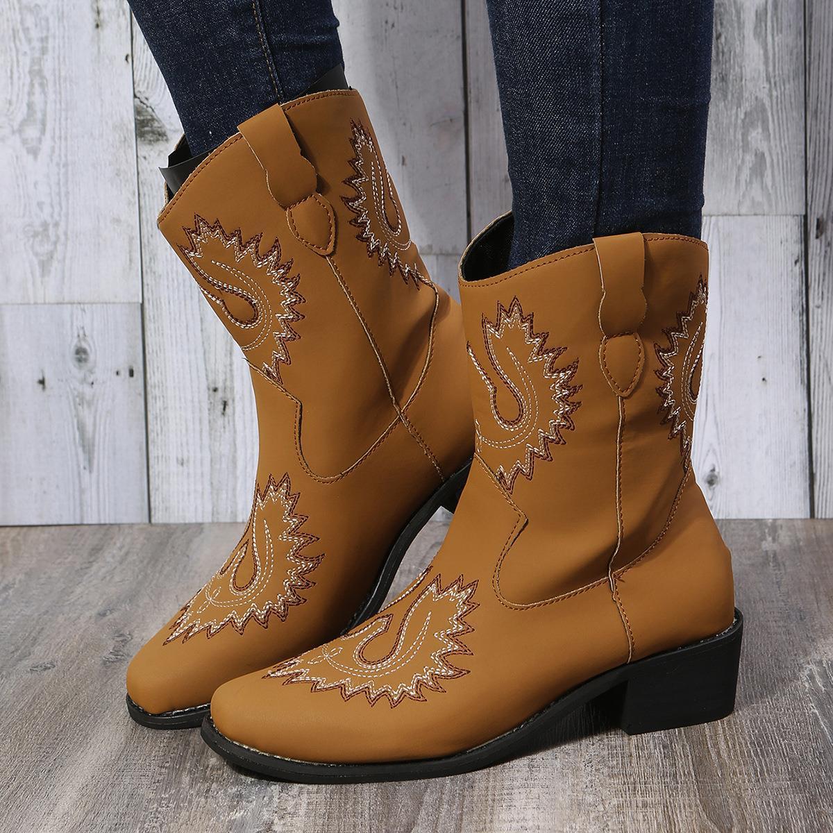 New Large Short Boots Embroidered Ethnic Style Slope Heel Casual Women