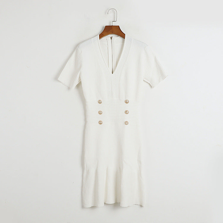 Robe croisée française sans manches à col en V et coupe ajustée