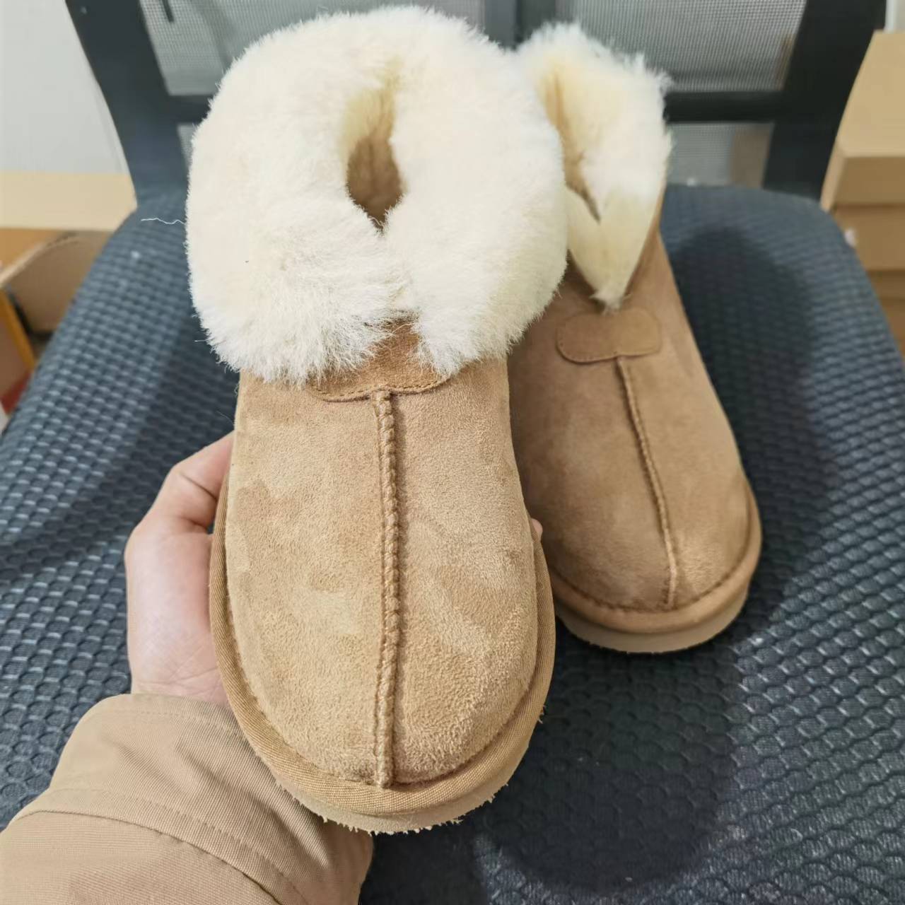 Women's Fashionable Suede Fur Snow Boots