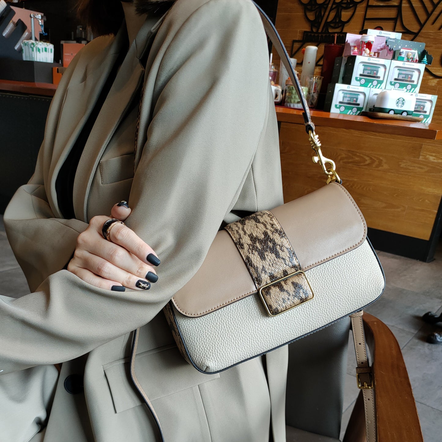 Women's Fashion Handheld Clash Color Shoulder Crossbody Bag