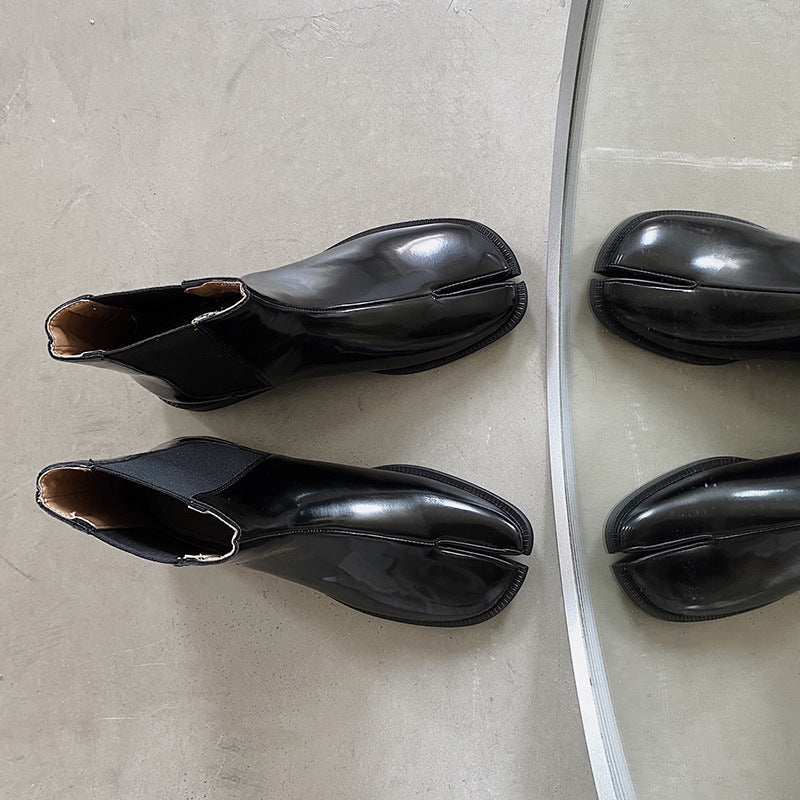 Men's And Women's Shiny Patent Leather Split Toe Shoes