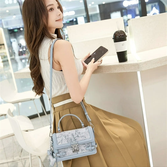 High-grade Lock Embroidered Square Versatile Fashion Shoulder Messenger Bag