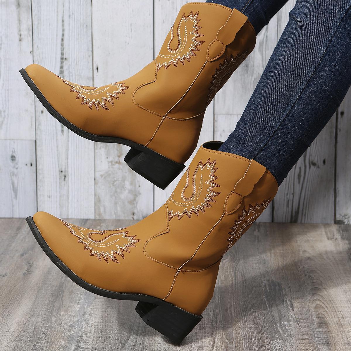 New Large Short Boots Embroidered Ethnic Style Slope Heel Casual Women