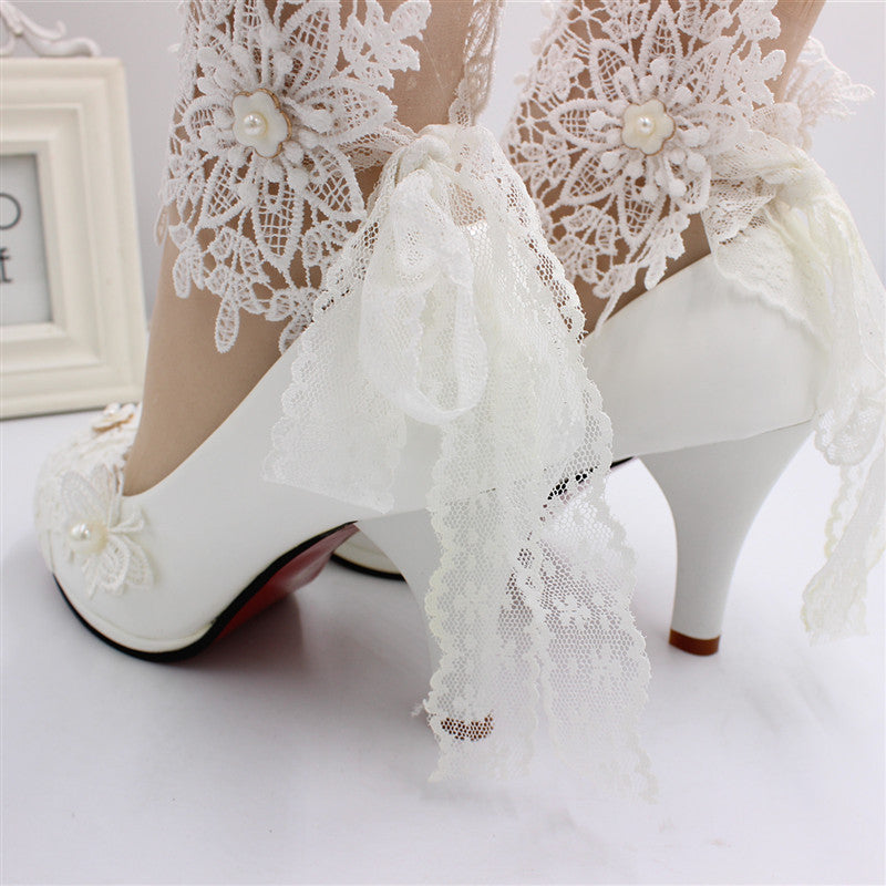 Tacones altos de novia blancos de talla grande