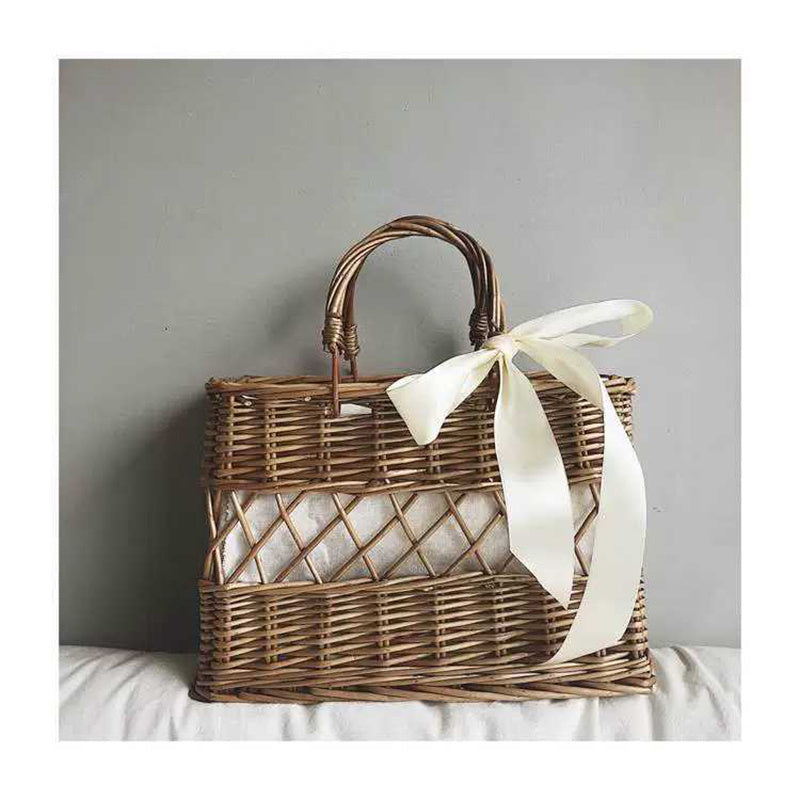 Women's Rattan Bag Hollow Woven Flower