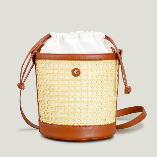 New Hand-woven Hollow Bucket Bag Rattan