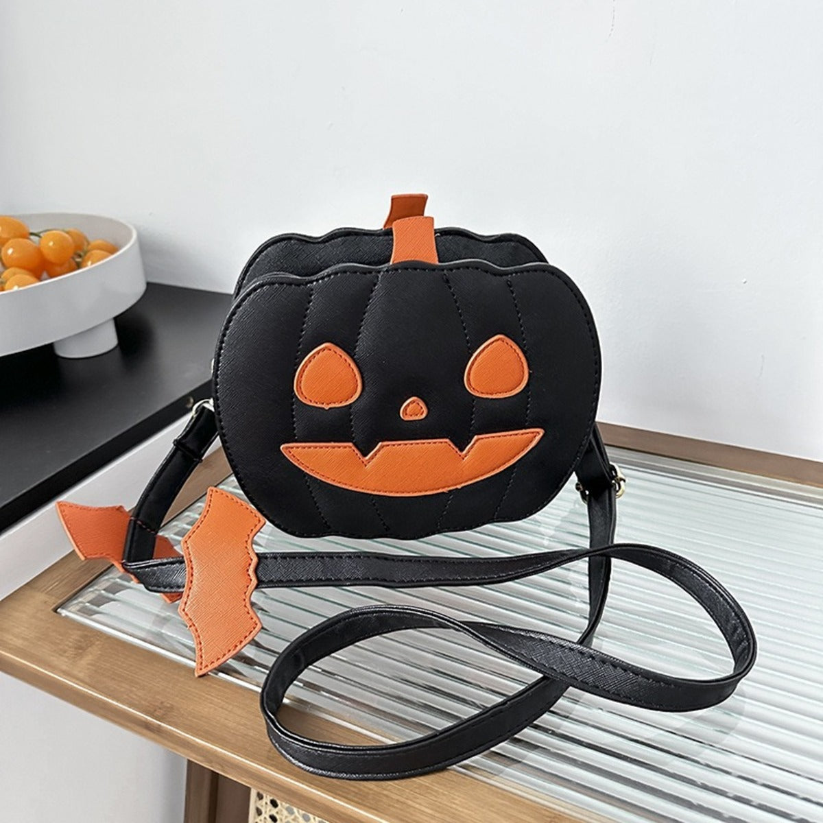 Halloween Pumpkin Crossbody Bag For Women Novelty Pumpkin Purse Halloween Devil Shoulder Bag Funny Crossbody Purse