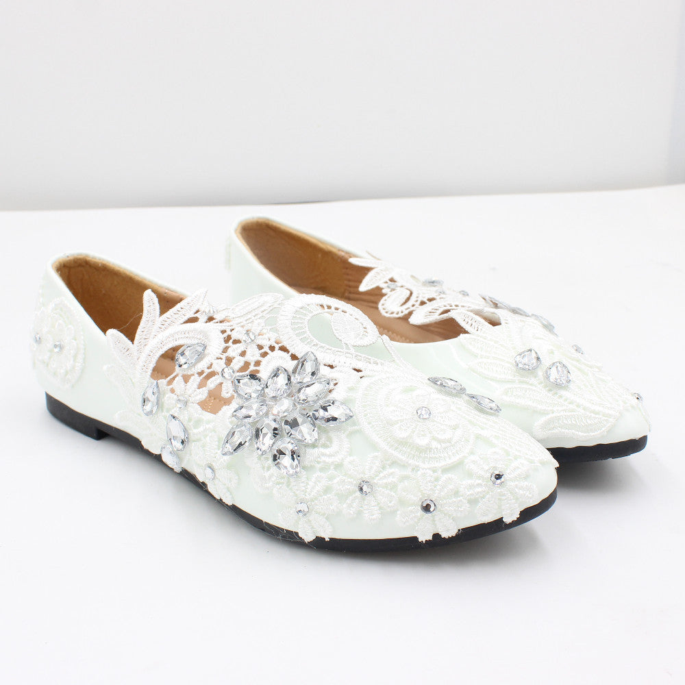 Zapatos de boda blancos de tacón alto con punta redonda y encaje de diamantes de imitación