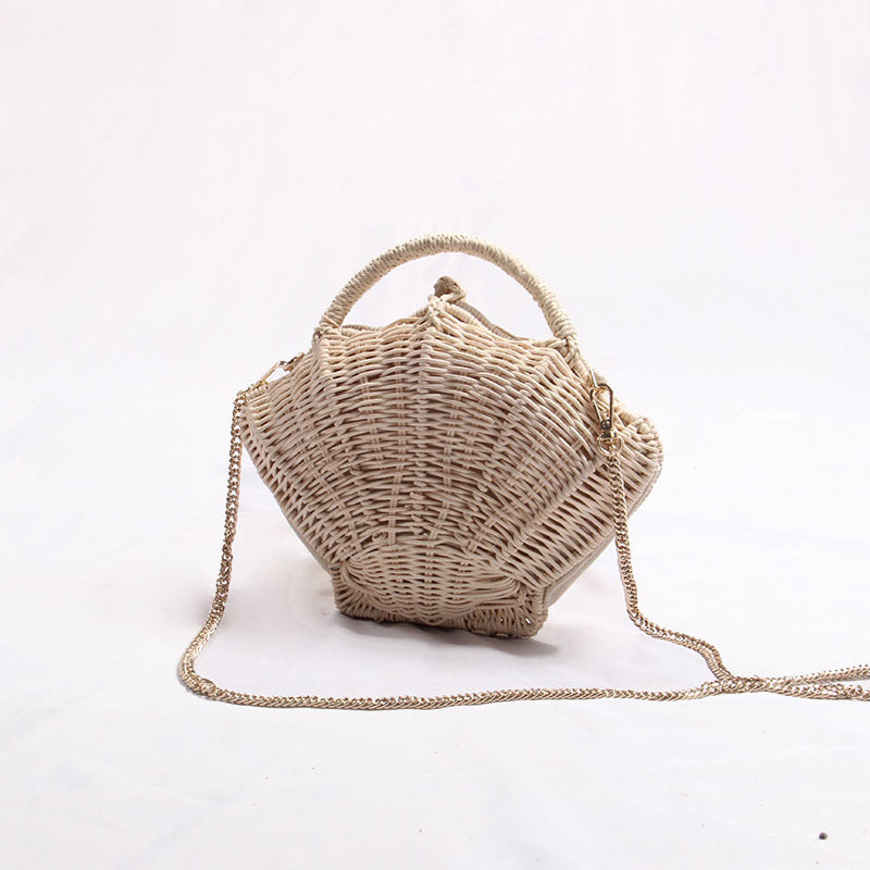 Bolso de mano tejido para mujer, tipo concha, con cadena