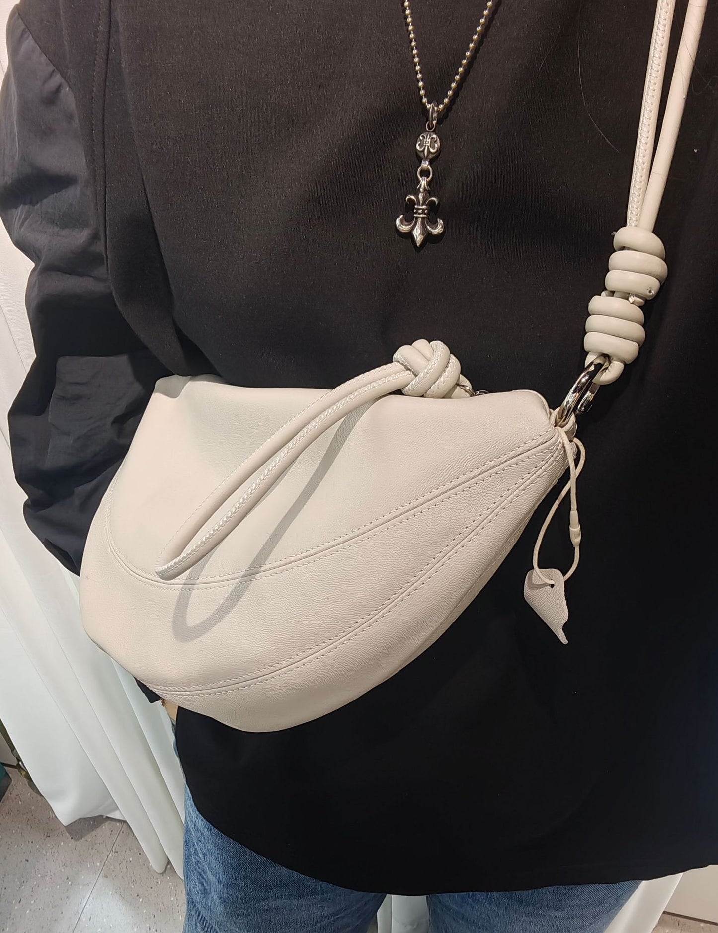 Bolso retro de mujer de gran capacidad y estilo minoritario