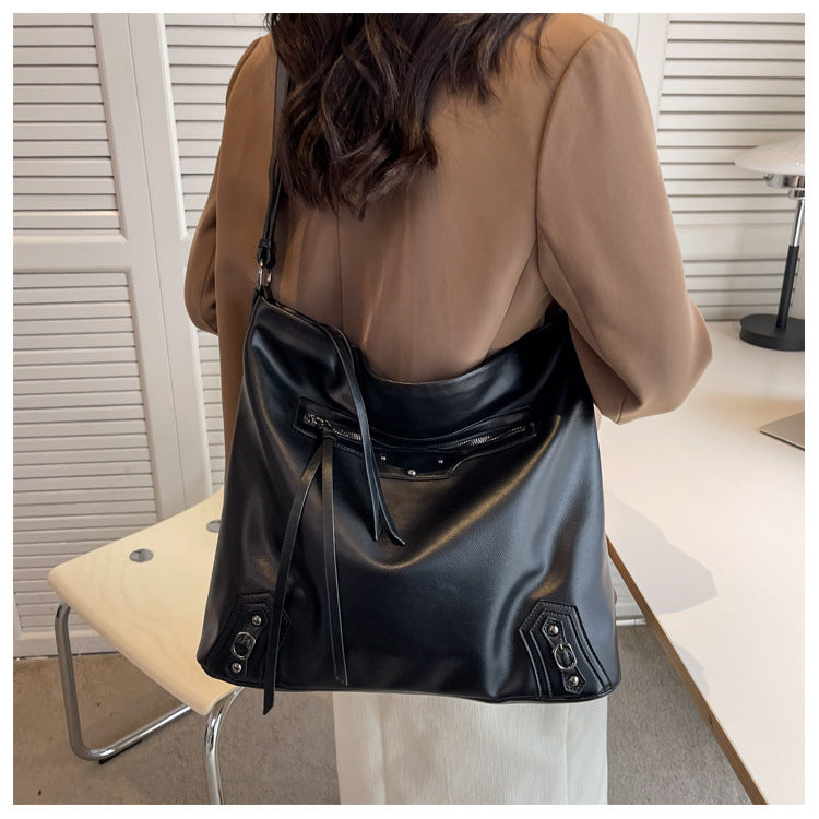 New Women's PU Leather Magnetic Buckle Sewing Shoulder Bag