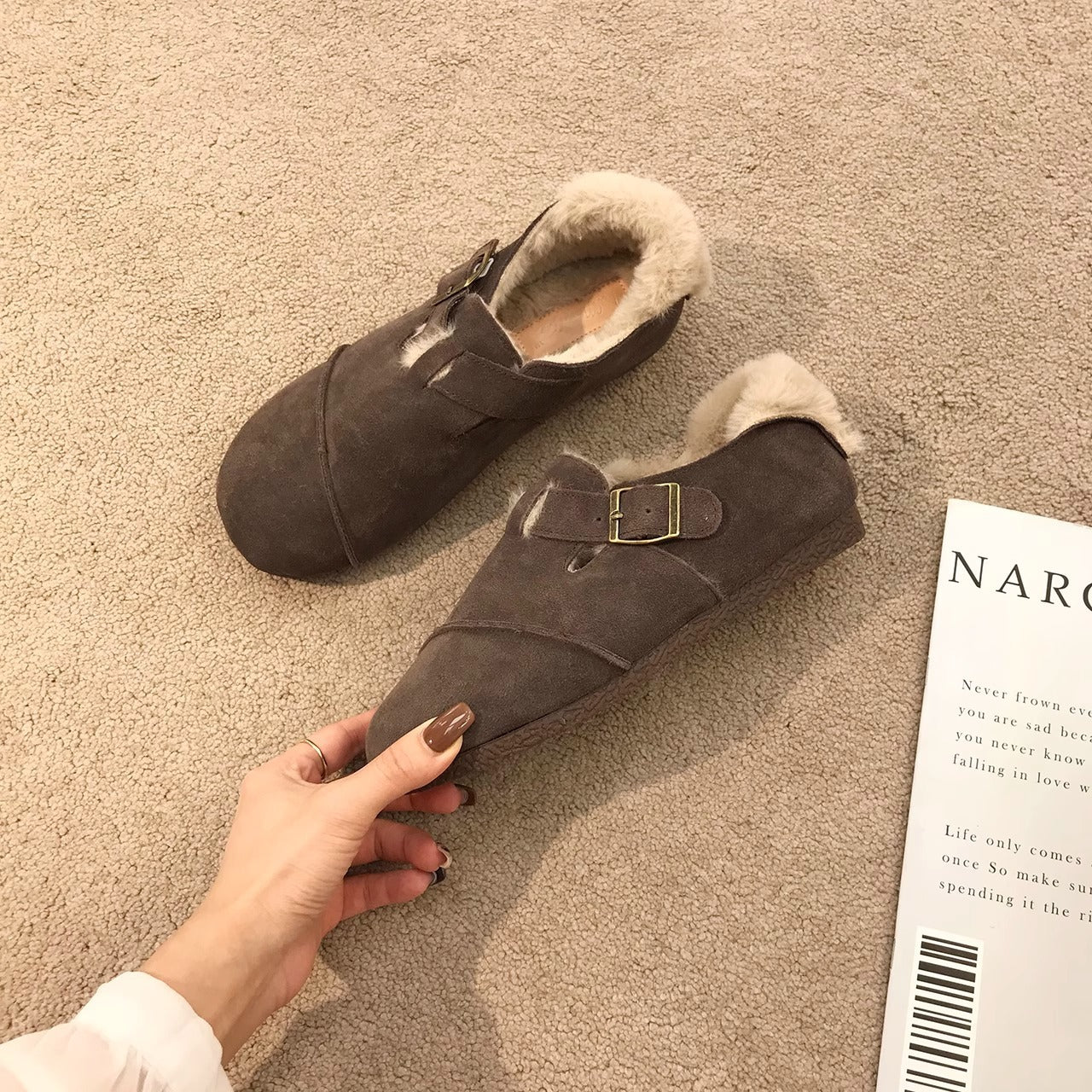 Niche Design Vintage Fleece-lined Shoes