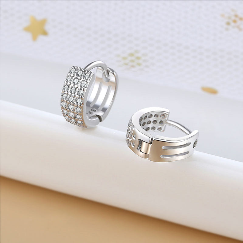 Women's Simple Diamond Earrings In Sterling Silver