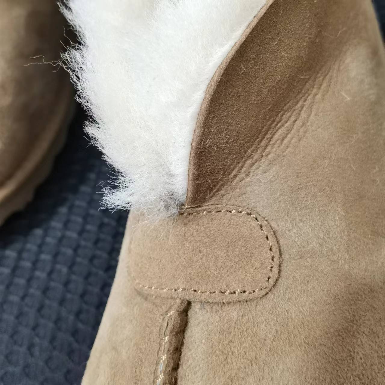 Women's Fashionable Suede Fur Snow Boots