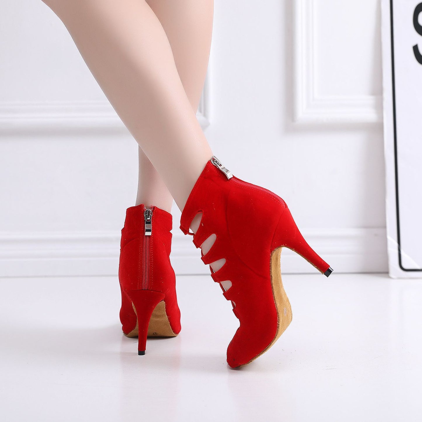 Tacones altos con punta abierta cortos y suela suave de color rojo para mujer