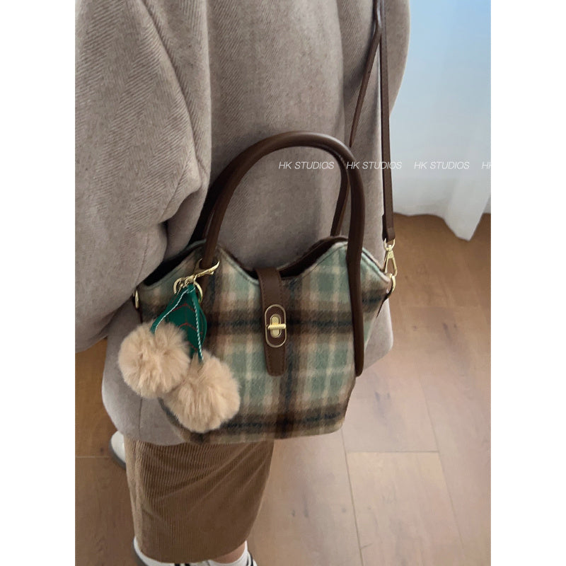 Niche Plaid Women Shoulder Messenger Bag Retro